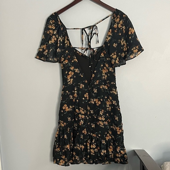REVOLVE | Exclusive Seven Wonders By Revolve Navy Floral Print Dress - Picture 6 of 9